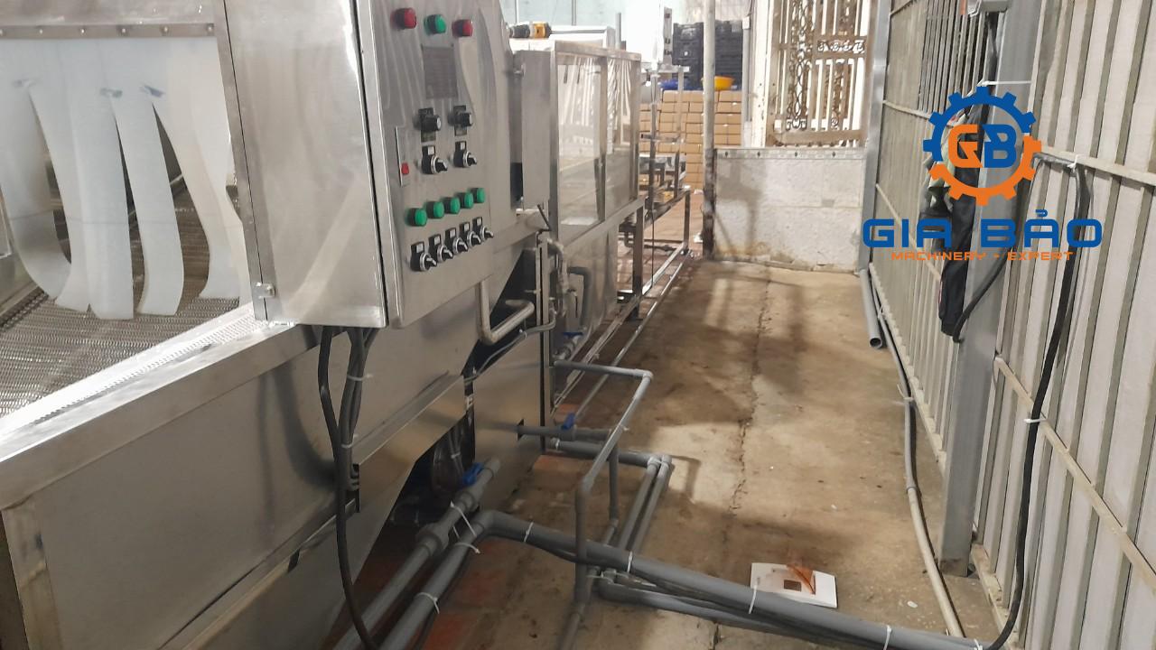 z4233324708398_b588a9e240b195df9f5b2691472b0d14 Máy rửa trái cây, rau củ quả công nghiệp