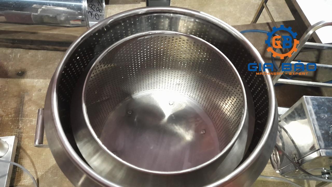 z4233329910769_fd83ed8c3d43affea64c05b02e403a0d Máy vắt ly tâm công nghiệp