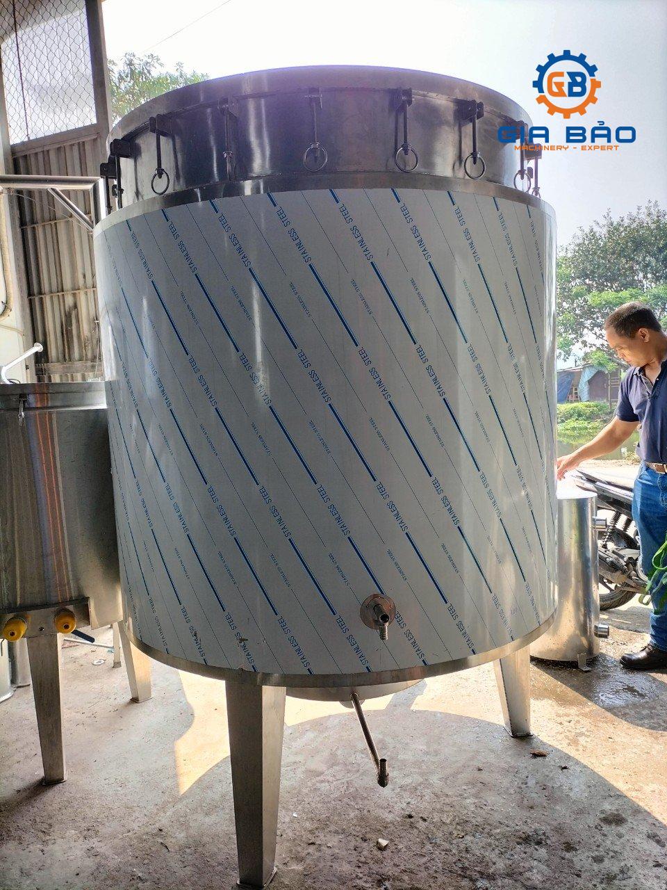 z4233357795410_33a7990c129fc6a6be05f5b66bc02445 Nồi chưng cất tinh dầu bằng điện công nghiệp