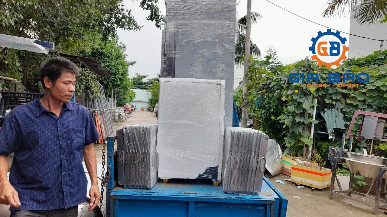 z4233400452481_e7bc1f16c4ca3eb58d7f3c20e4e6ee58 Tủ hấp cơm bằng điện công nghiệp