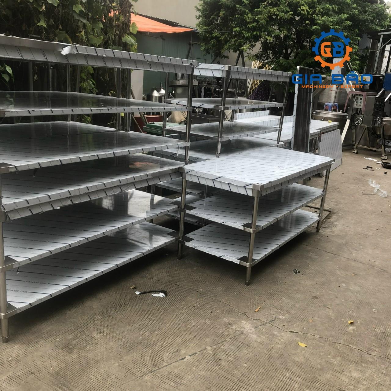 z4233414751281_2f536cef37dc125d800ff2ab5fff1396 Bàn kệ Inox nhà bếp nhà hàng