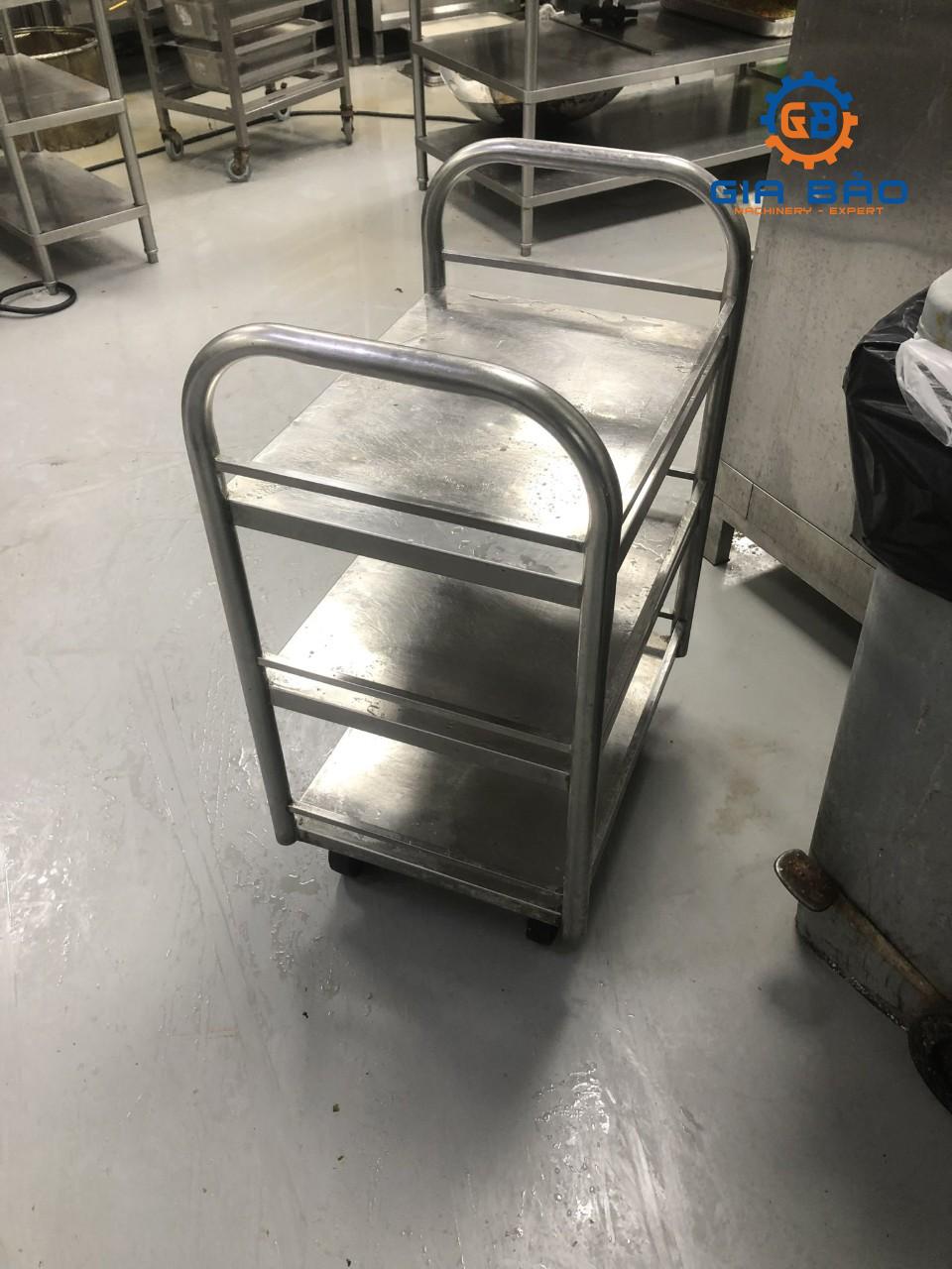 z4233414785924_ba73f2cd2328e58f7d99117fe69d874f Bàn kệ Inox nhà bếp nhà hàng