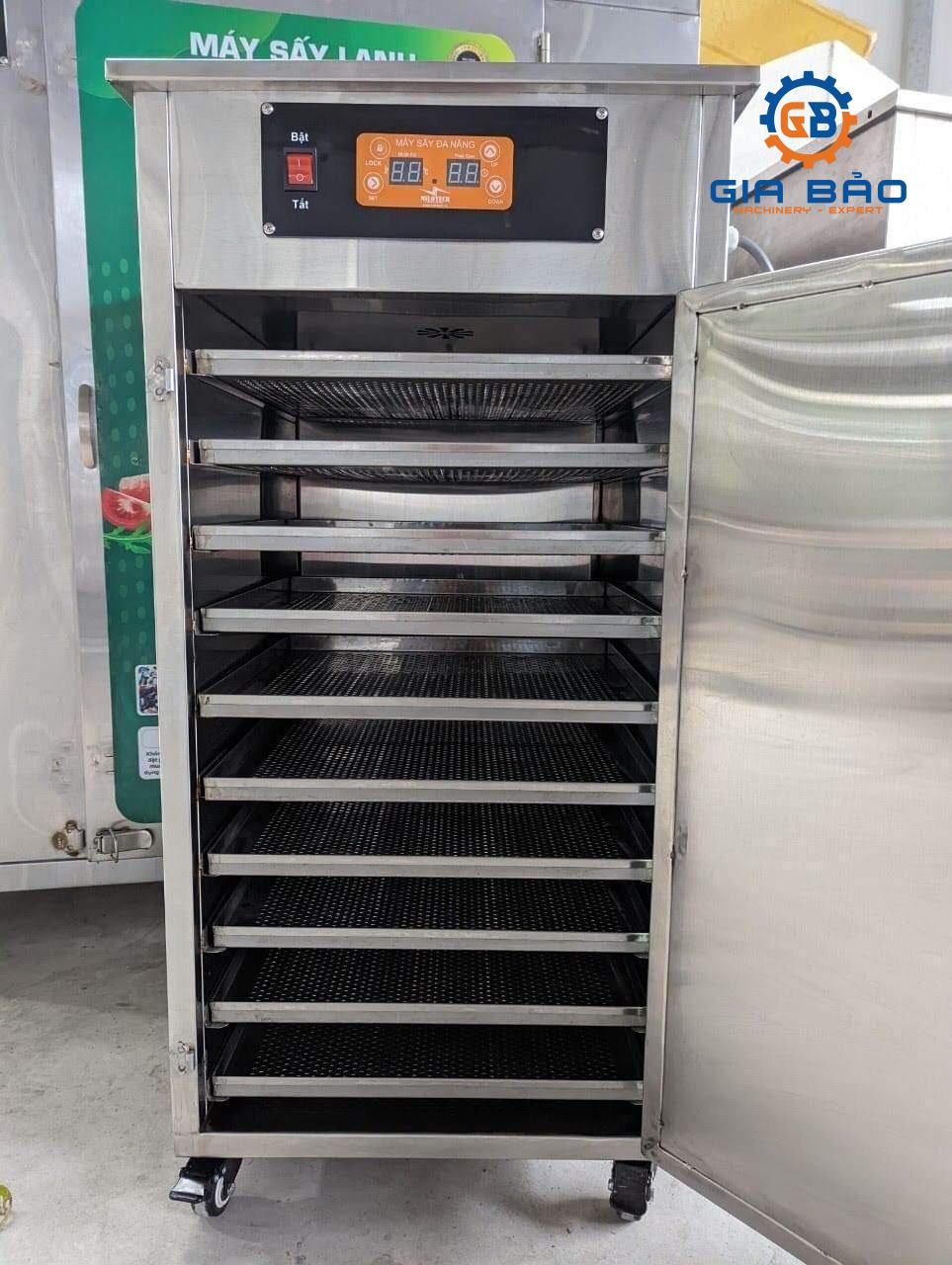 z4233481743384_975400c2f39815f8b950746debb4661e Tủ sấy nóng nông sản công nghiệp