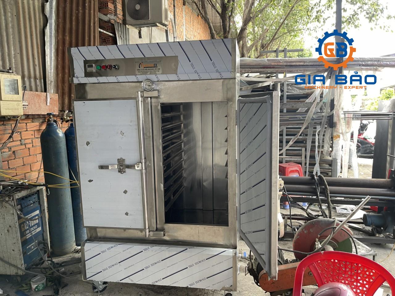 z4233481805734_3d29a9555039cc2862fd5d9de0a89002 Tủ sấy nóng nông sản công nghiệp