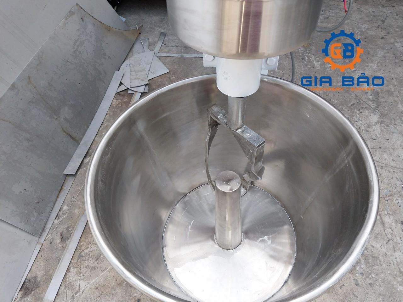 z4236115525978_1222fbf4184d09e9d94aba2aa7d27bf8 Máy nhào bột bánh mì bằng điện công nghiệp