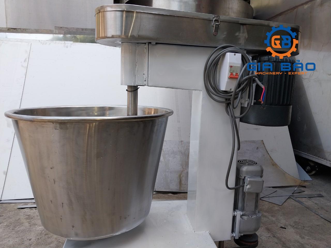 z4236115556768_a4e798000a5a90a0259381cdf1fd90e9 Máy nhào bột bánh mì bằng điện công nghiệp