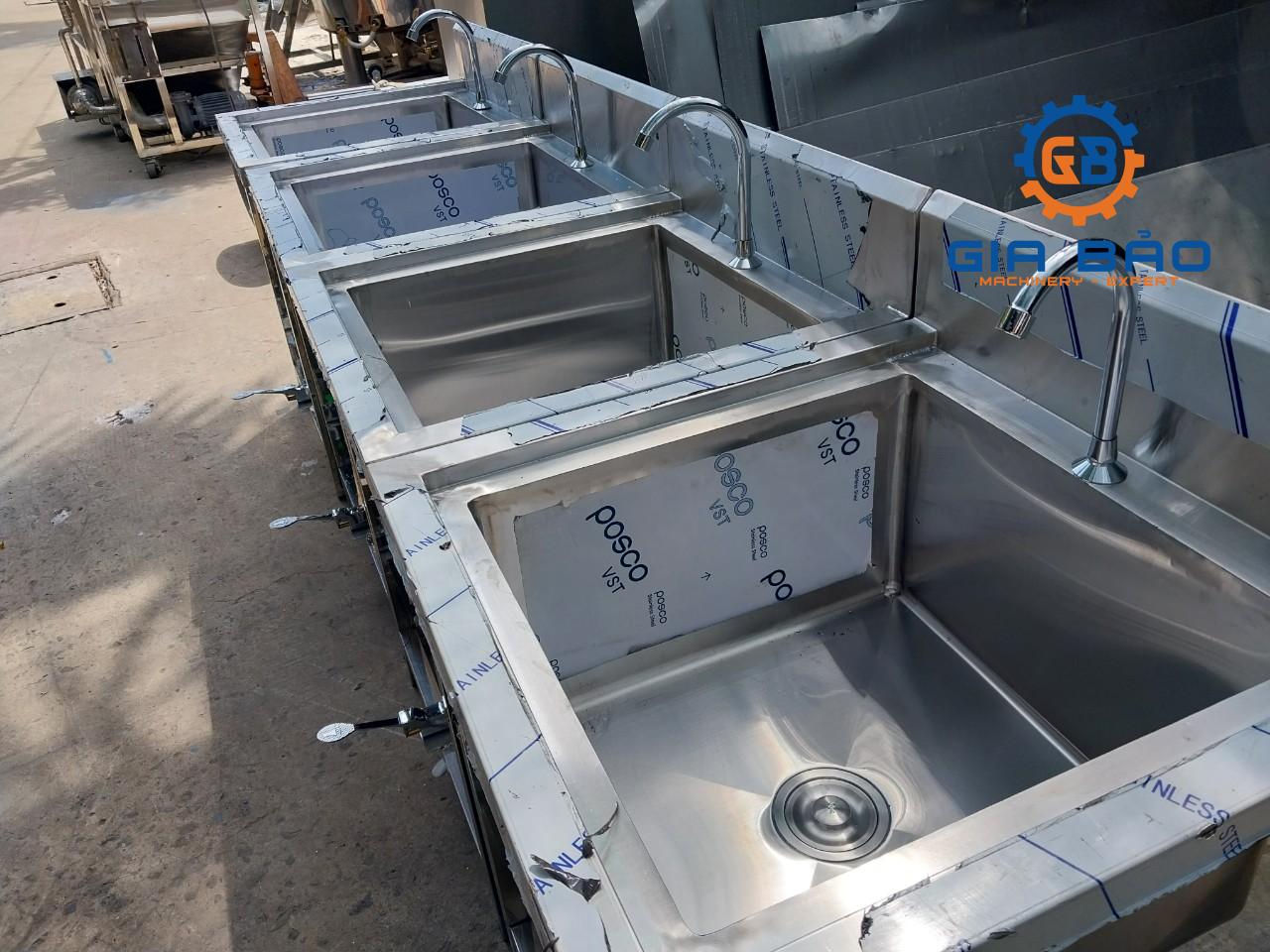 z5596869704721_2bd539d294ffa75eec172b6a1ca3e872