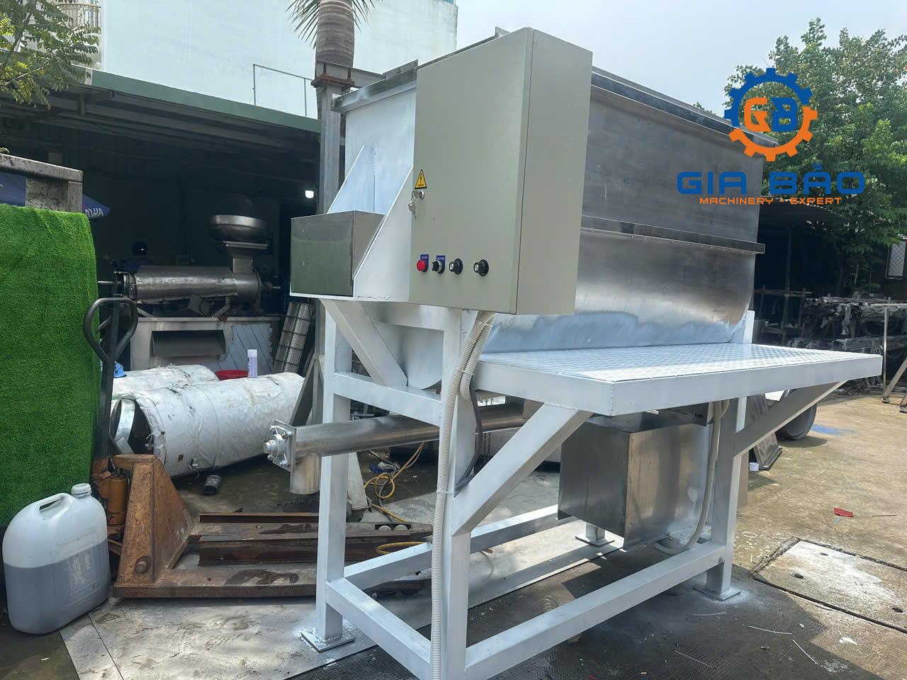 z5945893652995_64b4b0d67ce2e89efd78e01fb6b54391