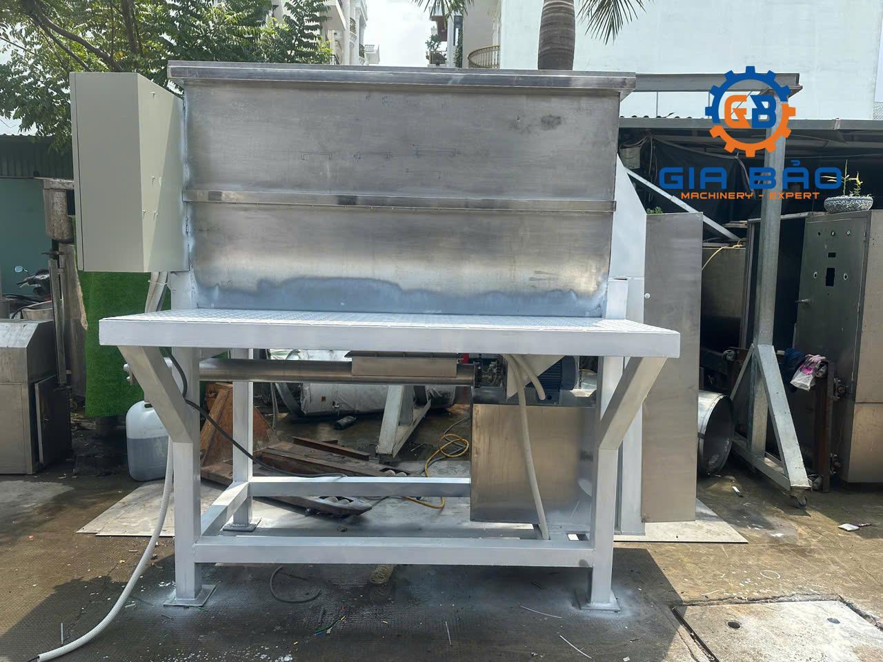 z5945893659964_18304740c9a87ae6a2567f619d899b80